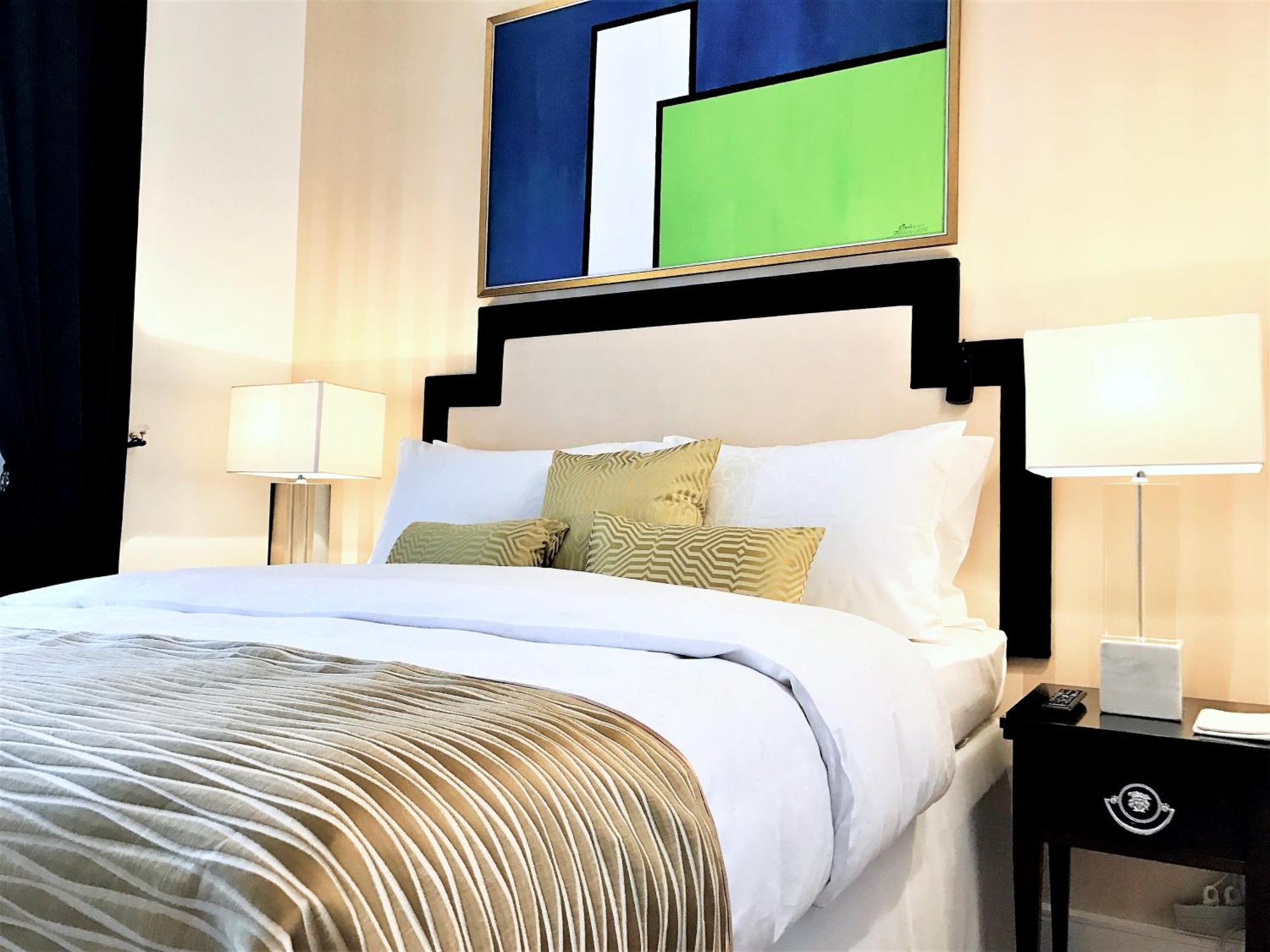 Mondrian Luxury Suites & Apartments Old Town Варшава Номер фото