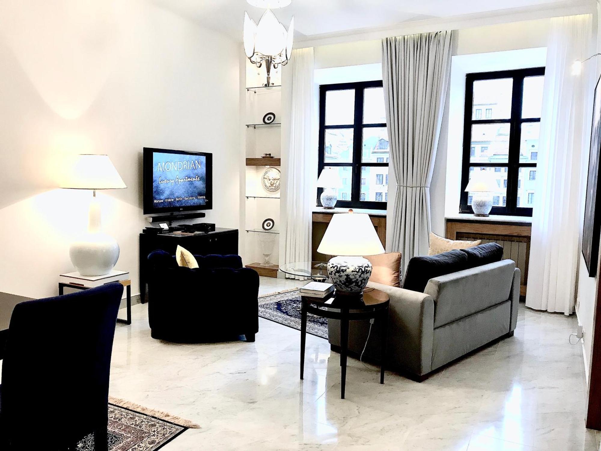 Mondrian Luxury Suites & Apartments Old Town Варшава Экстерьер фото