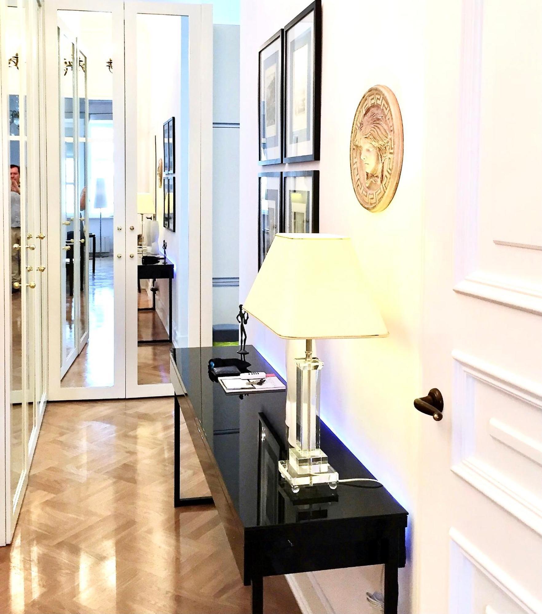 Mondrian Luxury Suites & Apartments Old Town Варшава Номер фото